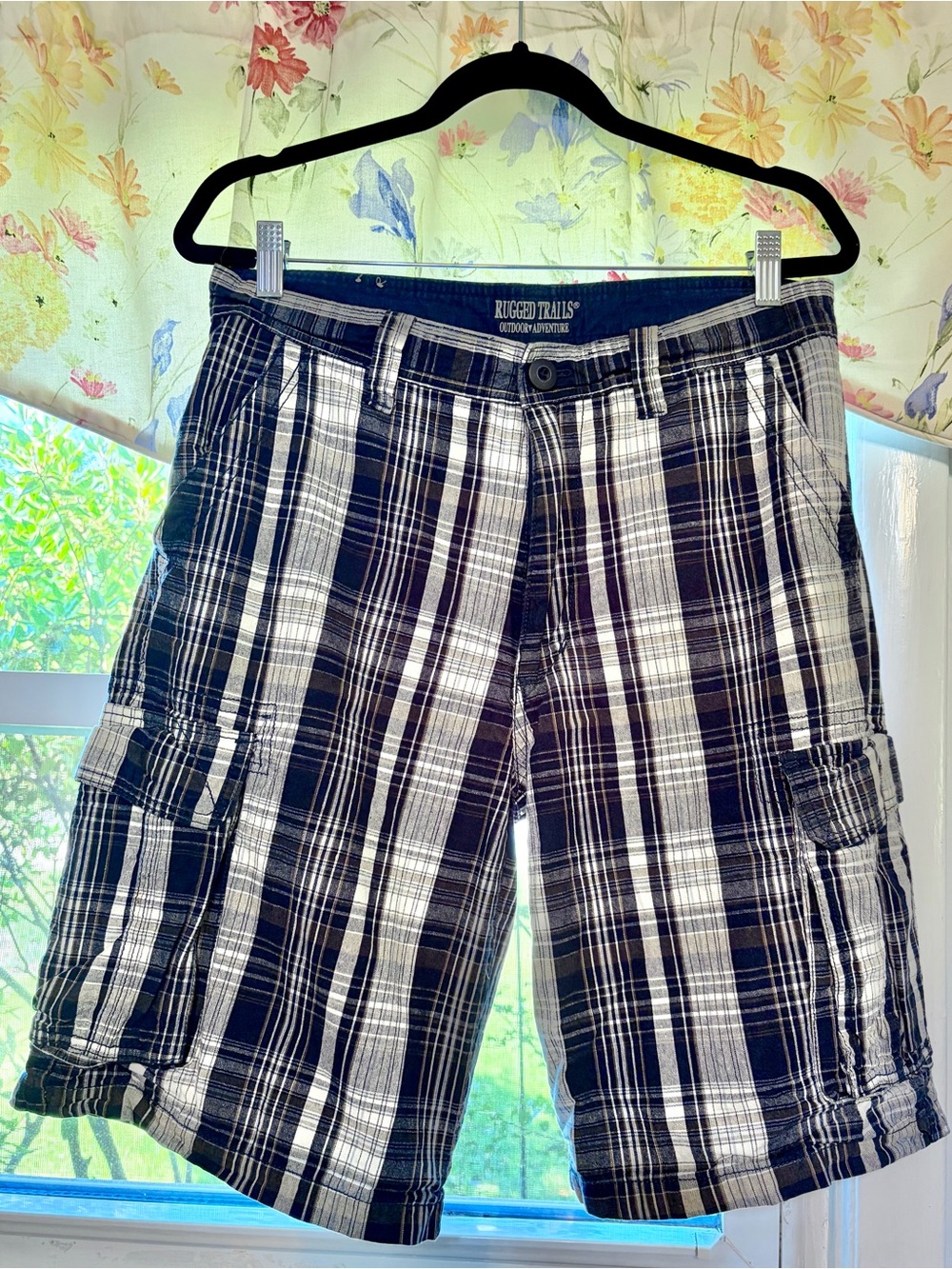 Rugged Trails Blue Plaid Mens Cargo Shorts Size 32 Waist